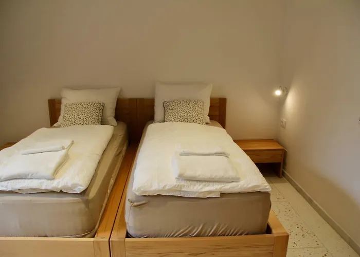 Apartment Gardar 79 *